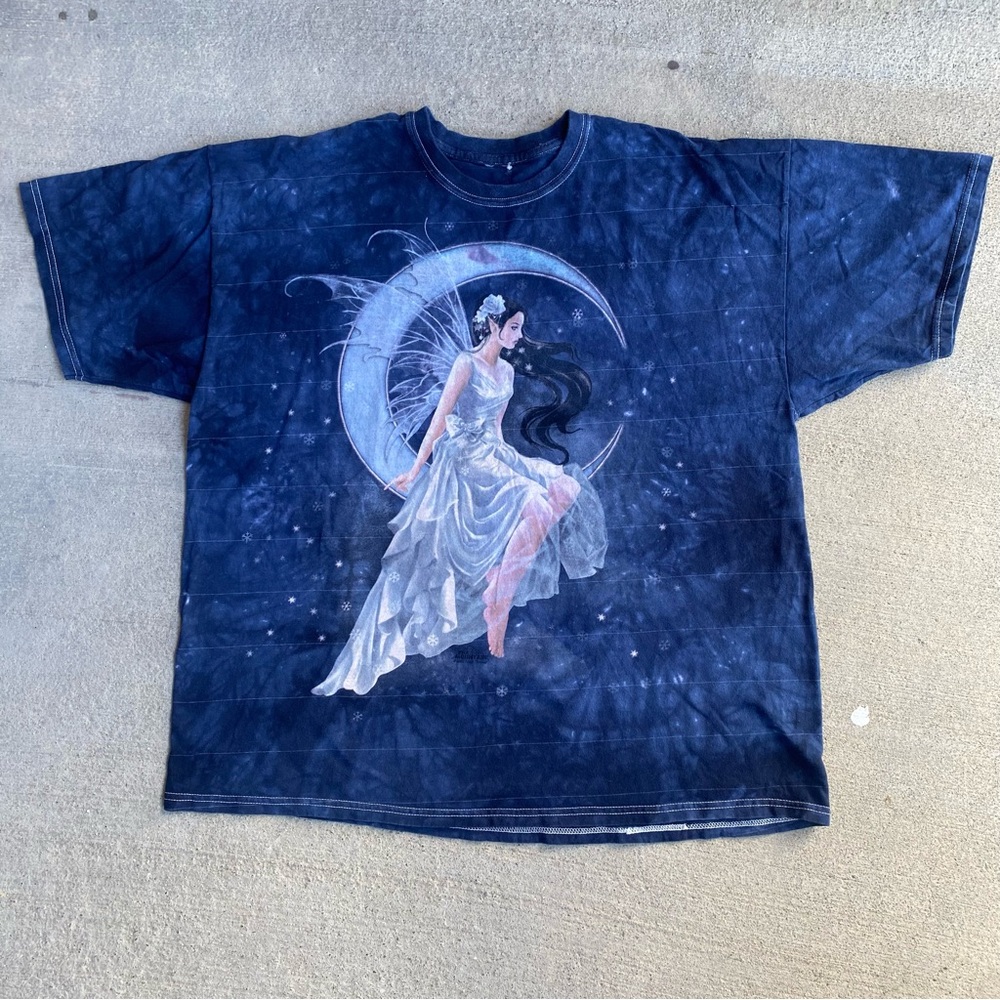 The Mountain Fairy Moon Short Sleeve T-Shirt in Navy Blue w/ Contrast Stitching